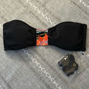 Victoria’s Secret bikini top